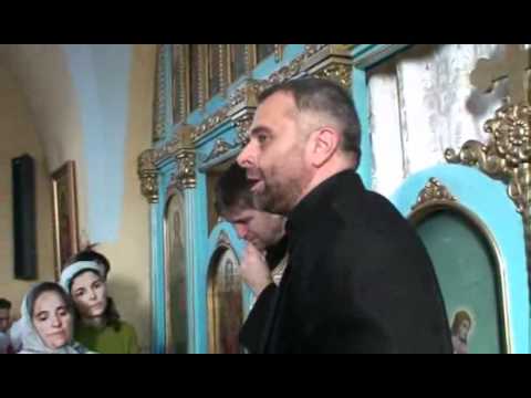 biserica - Vladimir Pustan în Biserica Ortodoxă din Moşuni. Cunoscutul pastor penticostal, predică cu mult har în această biserică ortodoxă. Orice creştin ar trebui să ...
