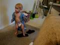 videos de Cyrus wears shoes