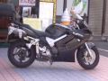びっくり スーパーバイク HONDA VFR800