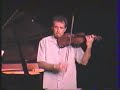 Sonate n°3, ballade, d'Eugène Ysaye, dans une interprétation très personnelle de Gilles Apap, parrain de l'Ensemble Instrumental de Corse.
Pour les puristes, je précise qu'il s'agit d'une interprétation imprévue au cours d'un concert amical et non d'un récital.