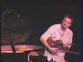 sonate n�3, ballade, d'eug�ne ysaye, dans une interpr�tation tr�s personnelle de gilles apap, parrain de l'ensemble instrumental de corse.
pour les puristes, je pr�cise qu'il s'agit d'une interpr�tation impr�vue au cours d'un concert amical et non d'un r�cital.