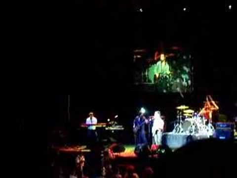 Black Guayaba: Ayer en vivo (Opening for Lifehouse)