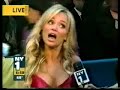 kristin chenoweth kidding about idina giving her a black eye.

rumours people rumours