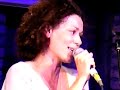 la bellissima  e bravissima rosalia de souza con eddy palermo alla chitarra