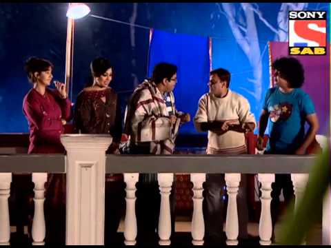 Chidiya - Gaumukh expresses his opinion of studying further and Mendhak is busy tying Chidiya Ghar with a rope. Ghotak is trying his best to convince all the members t...