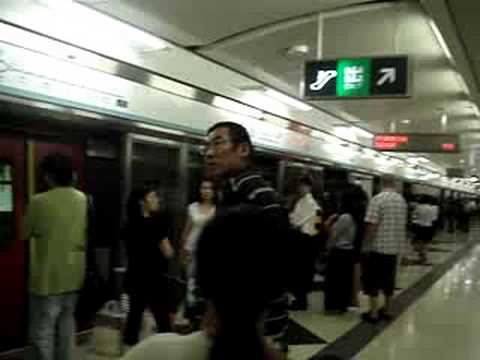 港鐵東鐵線列車頭三卡不載客