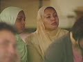 تقليد وسام الشجاعة لطفلة سودانية بكالفورنيا