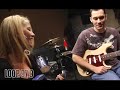 Kelly gets guitar lessons