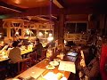 新潟県魚沼市、奥只見湖のさらに奥、尾瀬も近い鷹ノ巣にある小白沢ヒュッテ。国道352沿いです。湧き水がとてつもない美味さ。山小屋でありながら酒類豊富で「秘境のカフェ？居酒屋？」の佇まい。向かいの奥銀山キャンプ場も管理しています。まもなく禁漁の今晩はサクラマス祭りです。