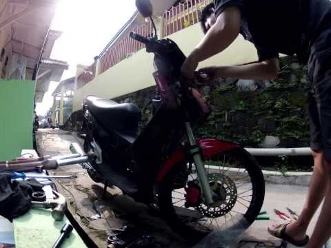 how to change oil nouvo z