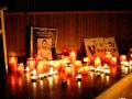 Moment de reculegere tinut de suporterii bacauani in memoria lui Marian Cozma