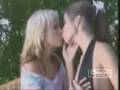 Girls Kissing 01
