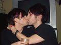 emo guy kiss.