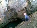 Jewie spearfishing . Entering the hole.