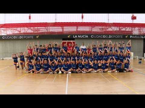 55 promesas disfrutan del Campus de balonmano con los hermanos Guardiola