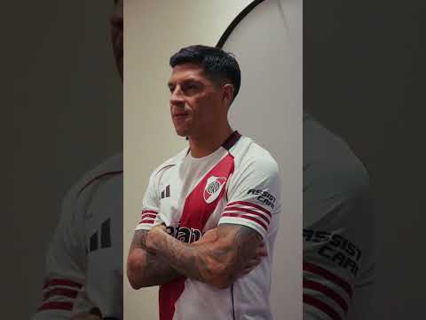 Una sesión de fotos en modo #MundialDeClubes  | #VamosRiver #RiverMundial #riverplate