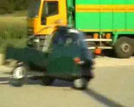 Ape - un video divertente preso dall' originale telefilm di supercar..... Guardatelo!!!!!!!!!!!!!
