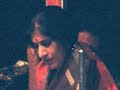 Kishori Amonkar sings \"Rang So Rang Milaaye\"