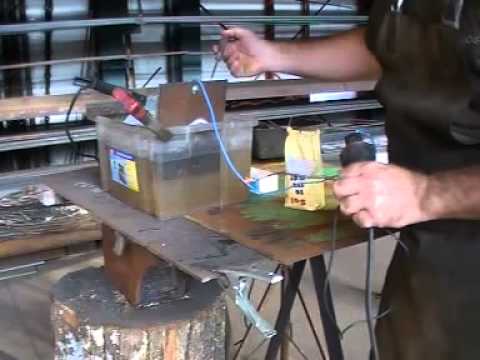 maquina de soldar casera - VÍDEO PATROCINADO POR WELDERMEX EXPERTOS #1 EN SOLDADURA, VÍSTANOS http://www.weldermex.com.mx/ http://weldermex.blogspot.mx/ http://www.facebook.com/pages/W...