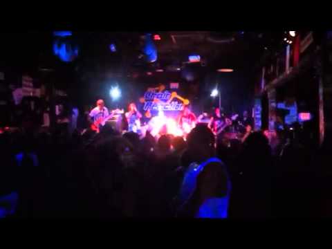 chain reaction cycles