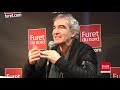 il n'a jamais rien dit. il n'a rien oubli� : il a tout not�,au jour le jour,dans un journal de bord qui est l'essence de ce livre et qui en garantit l'honn�t...