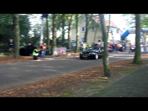 Aston Martin V8 Vantage Roadster