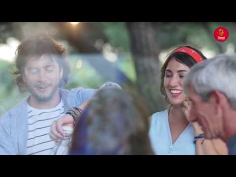 Vídeo promocional “Fresas de Europa, Vive la Roja” con Manuel Carrasco en la casita azul de Isla Cristina