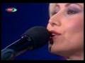 Tuğçe Becerikli-Düşen bir yaprak görürsen