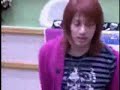 Eunhyuk and Heechul dancing to Bi\