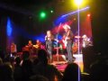 c'est le dieu vivant du boogie woogie!!!
en direct de salon avec gilou et c�line