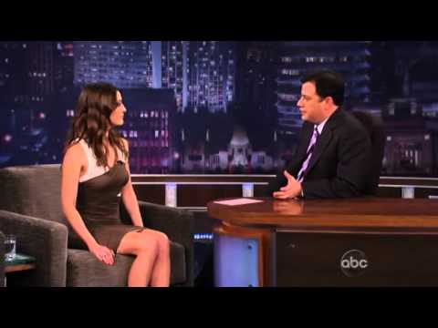 Lizzy Caplan - Lizzy Caplan interviewed on