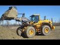 La pala VOLVO L150G al lavoro La pala VOLVO L150G al lavoro