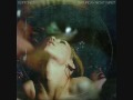 Bekijk muziek clip van Deftones met U,U,D,D,L,R,L,R,A,B,Select,Start