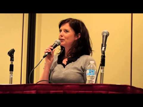 stargate atlantis - Torri Higginson talks about the restraining order that the rest of the cast of Stargate Atlantis has against her; and the fact that Jason Momoa (Game of Thro...