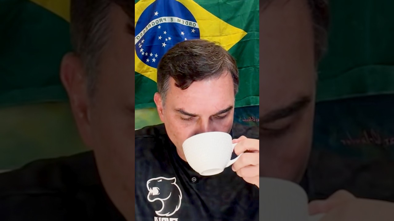 CAFEZINHO? 👀