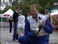 Janne \"Flash\" Nilsson testar champagne
