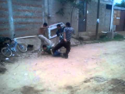 21CL - Pz aki dejandoles este video jejeje nuevo miembro d la 21 Costa Latina pobre morrito jejeje :.