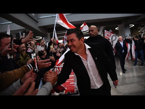 EL DÍA DEL REGRESO DE GALLARDO A RIVER | Firma de contrato, presentación y primer entrenamiento 