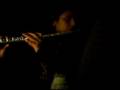 tocando flauta traversa