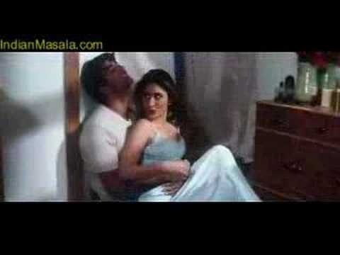 kareena Kissing