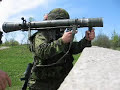 firing 84mm sraaw carl gustav