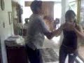 Feri y Uri bailan asi...