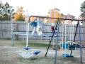 videos de Boys Wrestling on Trampoline...