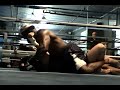 Día del entrenamiento de la rebanada de 
Kimbo en la ÉLITE MMA