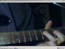 lecciones de guitarra en video en la que se explica como usar la pentatonica para hacer frases y como hacer frases del tipo 