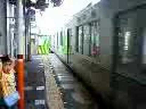 日比谷線直通各駅停車中目黒行き春日部発車 (200806211015.3gp) - Wed Jun 25 04:08:01 2008