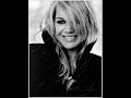KELLY CLARKSON GONE