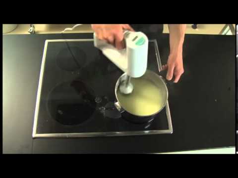 Rohschinken - Kochen mit GORILLA! Sandro Heimberg zeigt dir, wie du Kohlrabisuppe mit Rohschinken machen kannst (Teile 1-7). GORILLA für mehr Uga-Uga im Leben! www.gorilla.ch.