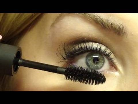 mascara