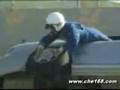 Impresionante acrobacia con autos